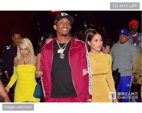 东契奇休赛期天天吃牛排配红酒，训练馆打卡比网红还勤